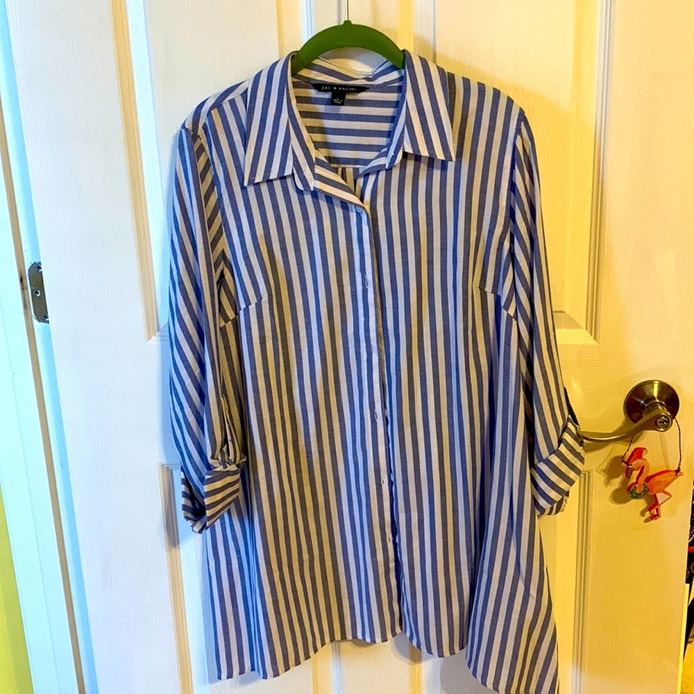 Stipe blue and white top. Great for a cover up or to wear with white leggings
